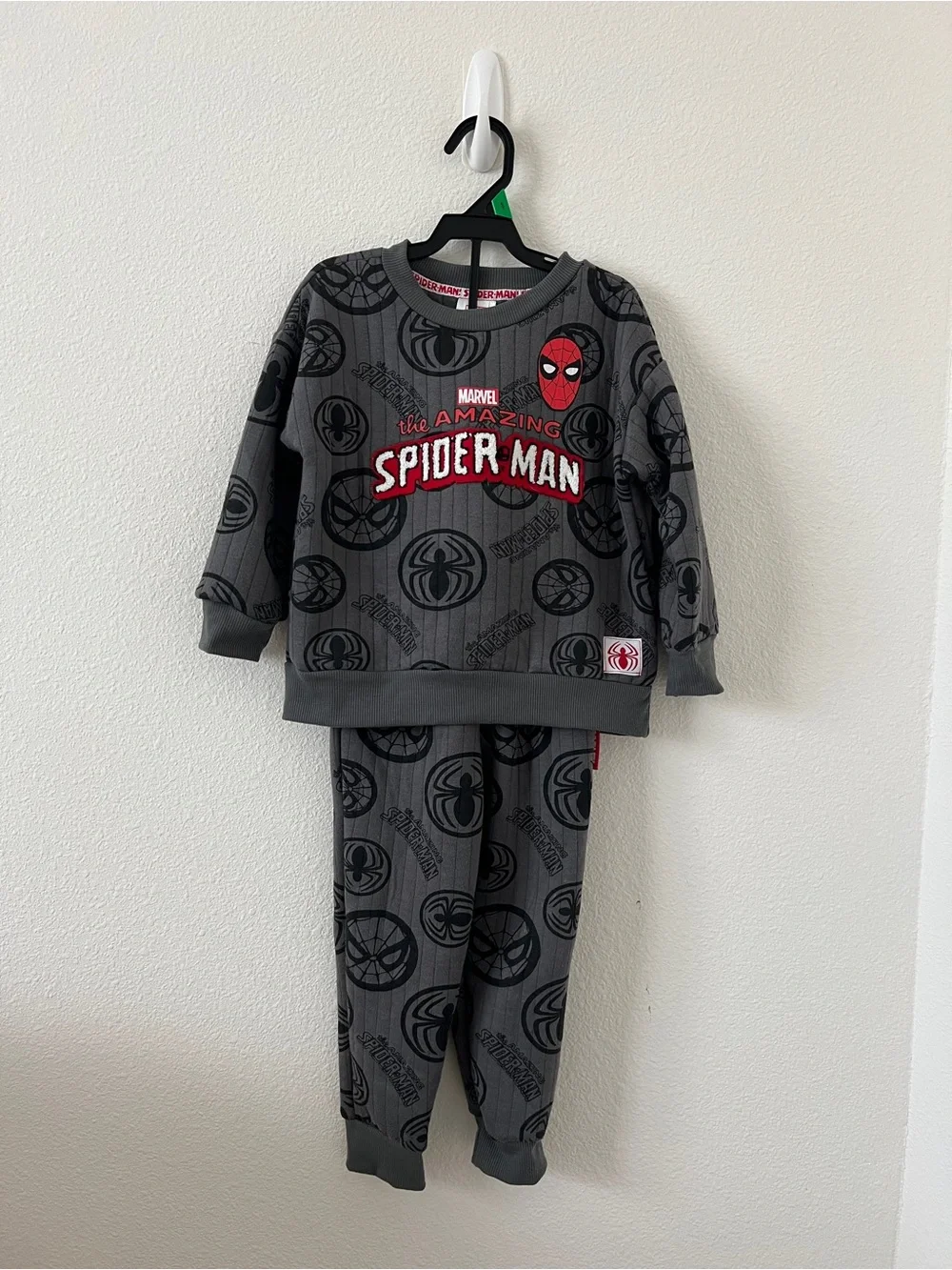 🕷️ Marvel The Amazing Spider-Man 2-Piece Set 🕷️